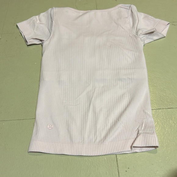 Lululemon strawberry milkshake. Size 2. EBB to street top padding included. - Picture 2 of 2